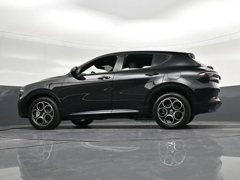 Used 2025 Alfa Romeo Tonale AWD/4WD image 38