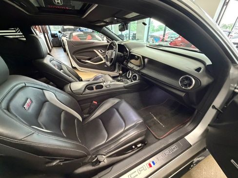 Used 2018 Chevrolet Camaro SS w/ Redline Edition RWD image 41