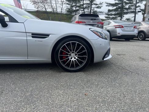 Used 2018 Mercedes-Benz SLC 43 AMG image 38