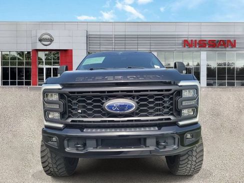 Used 2023 Ford F250 XLT w/ XLT Premium Package AWD/4WD image 6