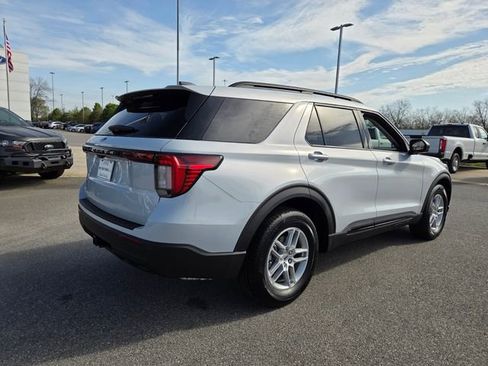 New 2026 Ford Explorer Active image 10