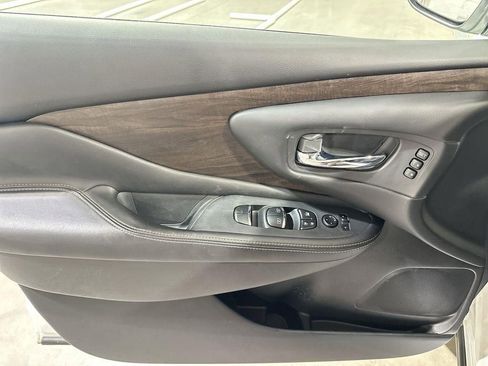 Used 2023 Nissan Murano Platinum w/ Cargo Package image 16