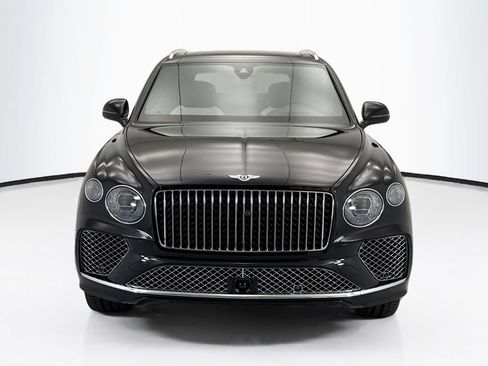 New 2026 Bentley Bentayga AWD/4WD image 2