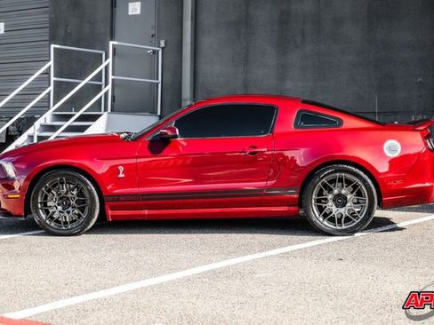 Used 2014 Ford Mustang Shelby GT500 w/ Equipment Group 821A image 41