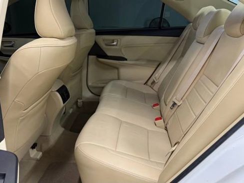 Used 2017 Toyota Camry SE FWD image 22