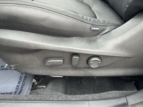 Used 2023 Subaru Forester Premium image 22