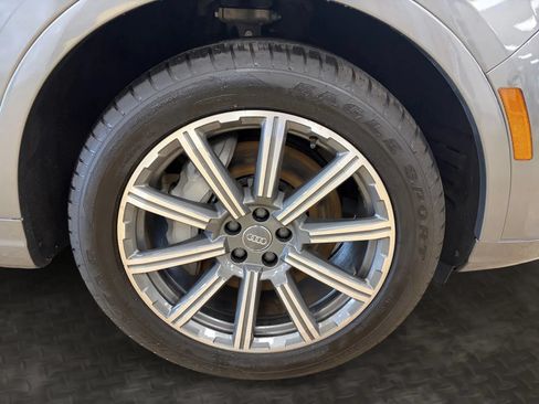 Used 2018 Audi Q7 3.0T Premium Plus AWD/4WD image 40