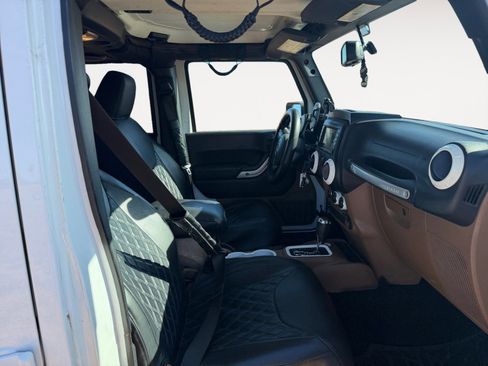 Used 2013 Jeep Wrangler Unlimited Sahara w/ Trailer Tow Group image 15