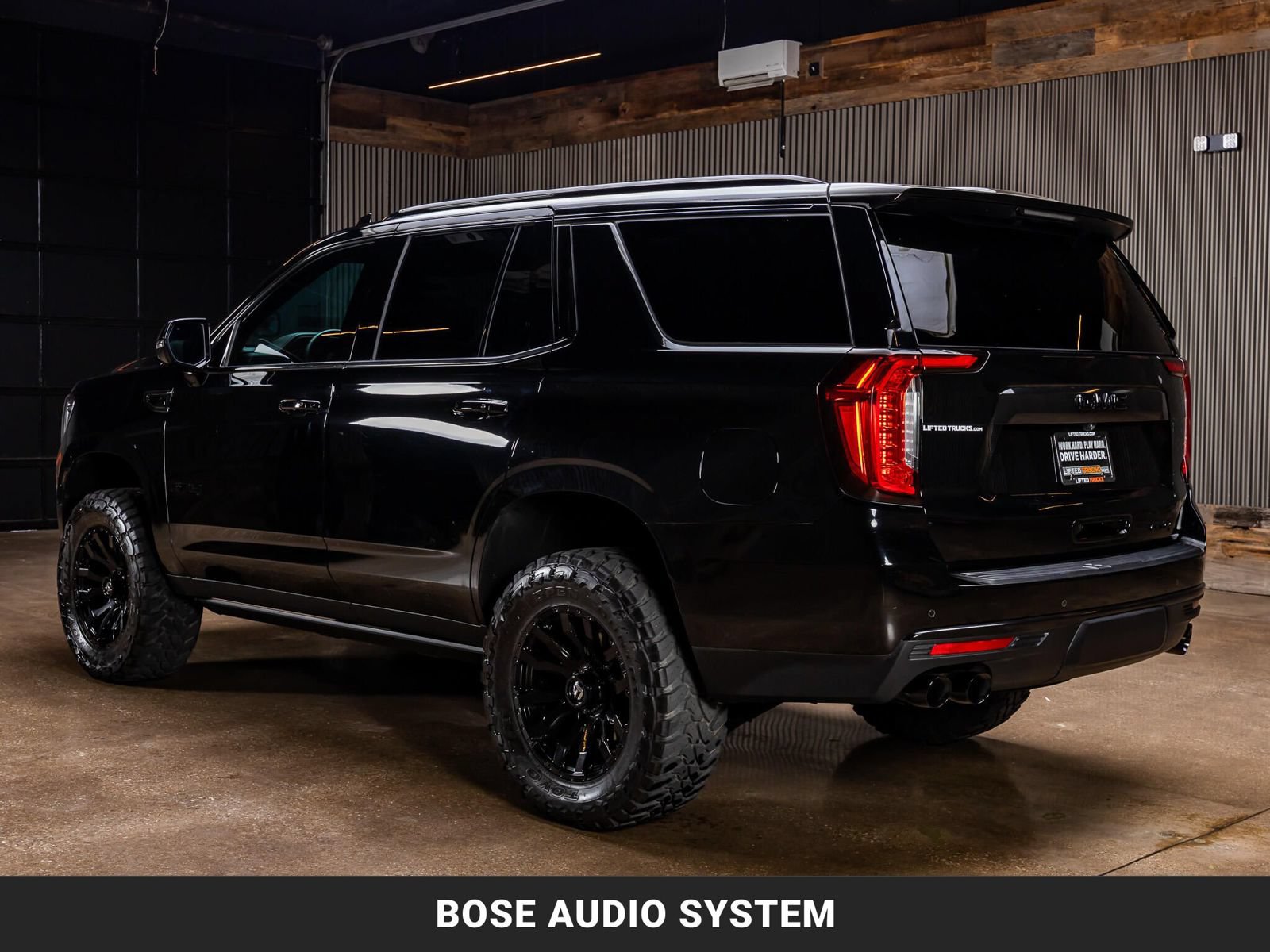 Used 2022 GMC Yukon AT4 AWD/4WD image 6