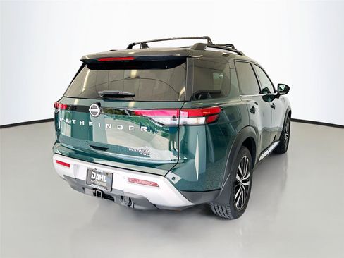 Used 2024 Nissan Pathfinder Platinum AWD/4WD image 15