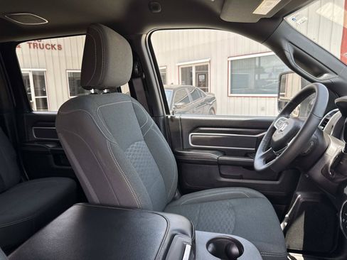 Used 2026 RAM 2500 Big Horn AWD/4WD image 10