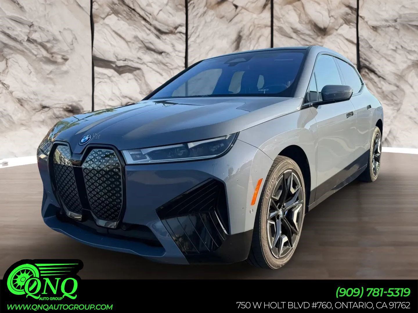 Used 2024 BMW iX xDrive50 w/ Sport Package AWD/4WD image 1