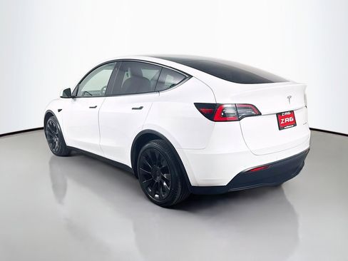 Used 2020 Tesla Model Y Long Range AWD/4WD image 3