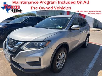Used 2020 Nissan Rogue SV video 1