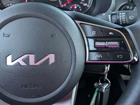 Used 2023 Kia Forte LXS w/ LXS Technology Package image 19