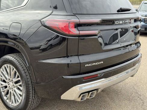 New 2026 GMC Acadia Denali w/ Super Cruise Package image 16