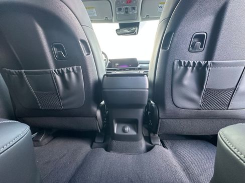 New 2025 Kia Telluride S image 22