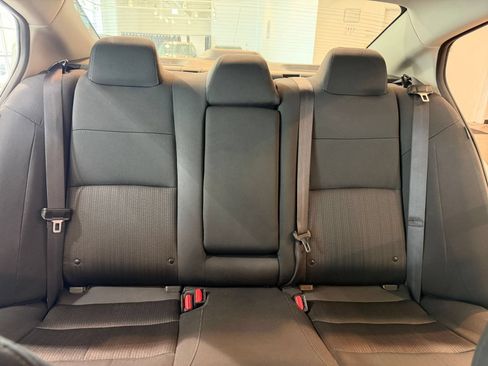 Used 2025 Nissan Altima 2.5 SV FWD image 36