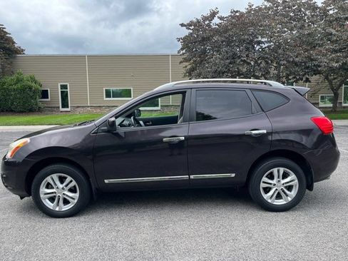 Used 2013 Nissan Rogue SV w/ Premium Pkg FWD image 4