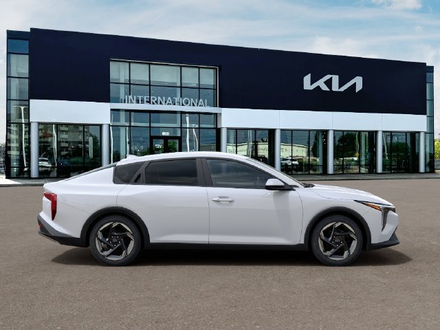 New 2026 Kia K4 EX FWD image 7