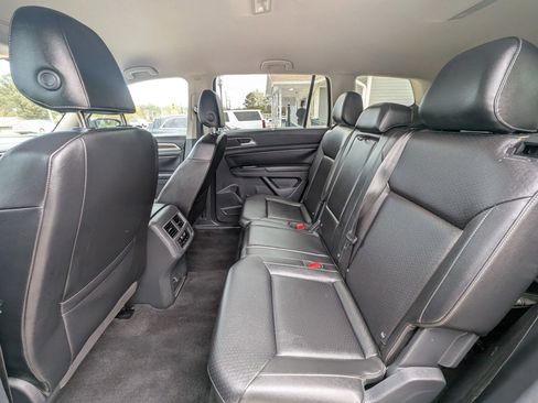 Used 2018 Volkswagen Atlas SE image 35