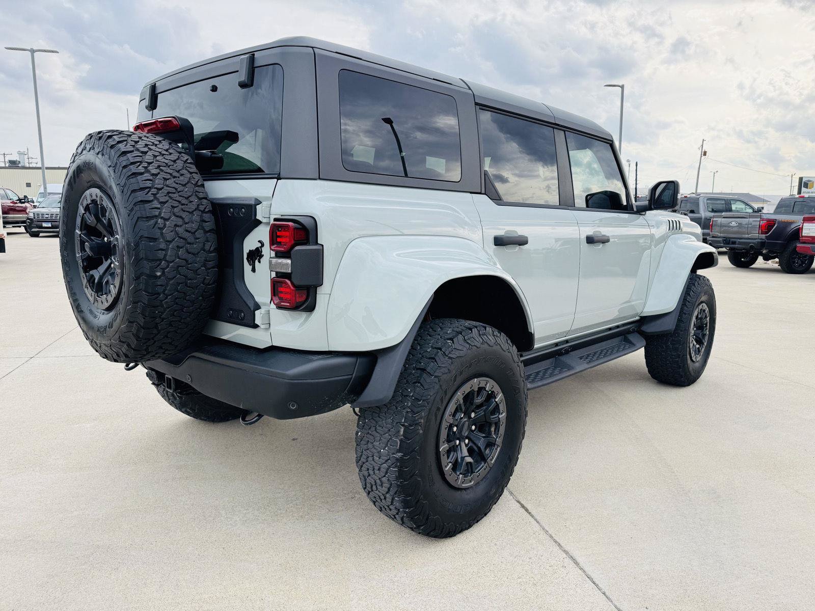Used 2024 Ford Bronco Raptor AWD/4WD image 37