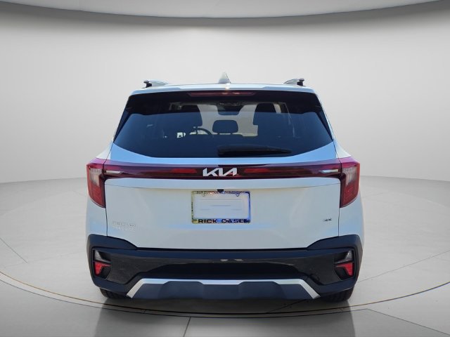 Used 2024 Kia Seltos SX AWD/4WD image 5