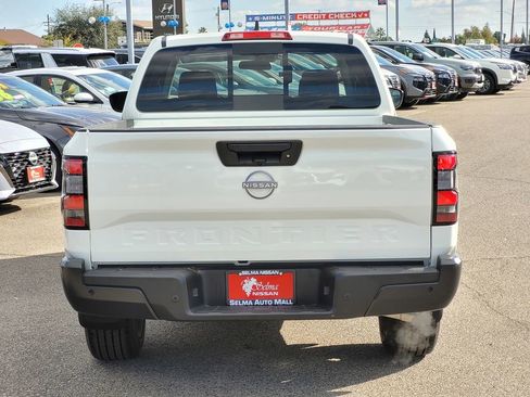 New 2026 Nissan Frontier S image 5