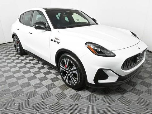 New 2025 Maserati Grecale Folgore AWD/4WD image 27