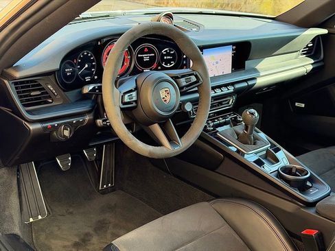 Certified 2022 Porsche 911 Carrera 4 GTS image 4