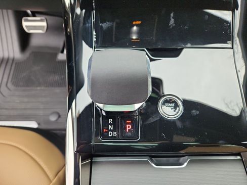 New 2026 Land Rover Range Rover Sport Dynamic SE AWD/4WD image 18