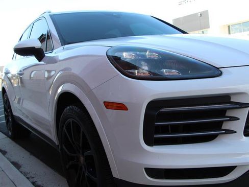 Used 2020 Porsche Cayenne image 42