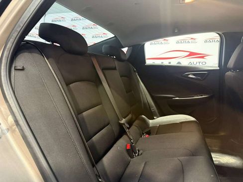 Used 2025 Chevrolet Malibu LT image 44