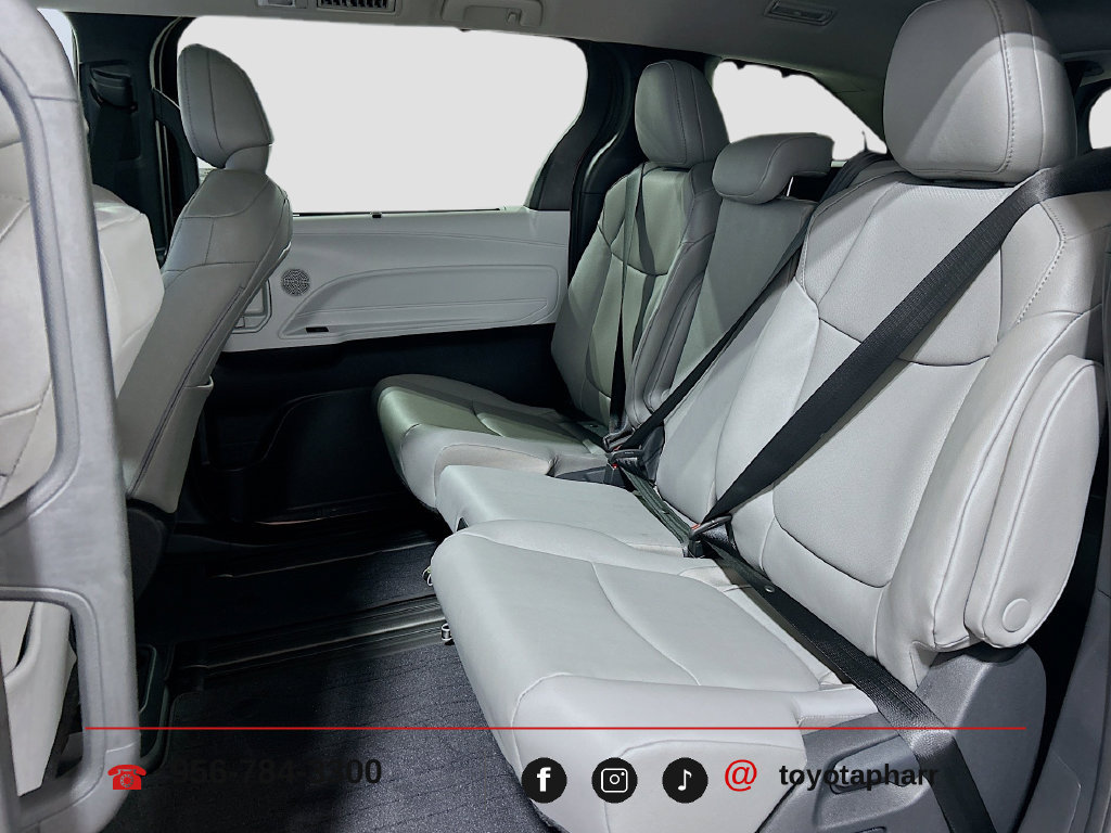 New 2026 Toyota Sienna XLE FWD image 25