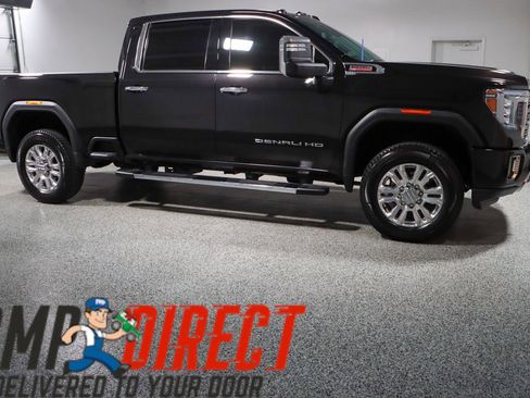 Used 2023 GMC Sierra 2500 Denali image 6