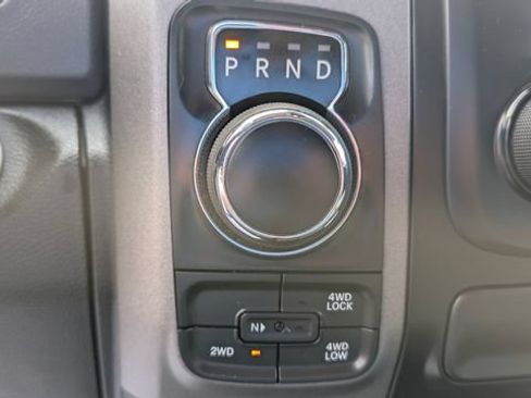 Used 2017 RAM 1500 Express w/ Express Value Package AWD/4WD image 19