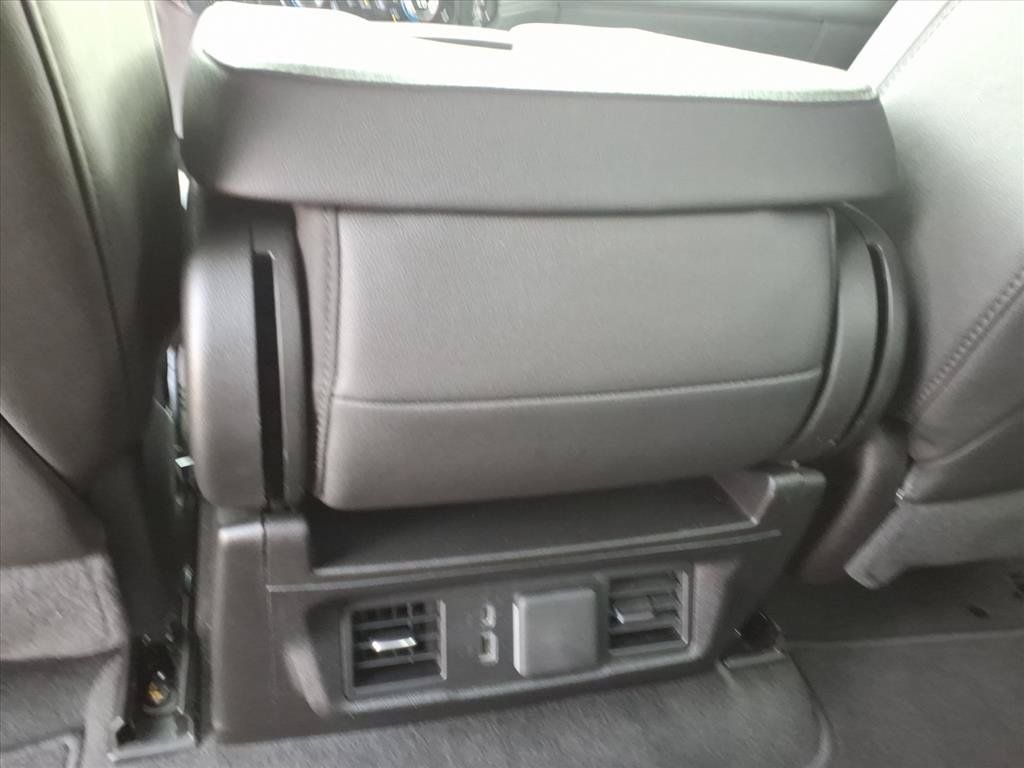 Used 2025 GMC Sierra 1500 SLT AWD/4WD image 28