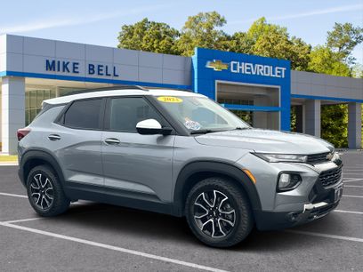 Used 2023 Chevrolet TrailBlazer ACTIV w/ Sun and Liftgate Package