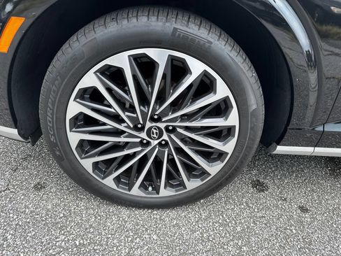 Used 2026 Hyundai Palisade Calligraphy FWD image 8
