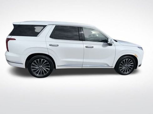 Used 2024 Hyundai Palisade Calligraphy image 6