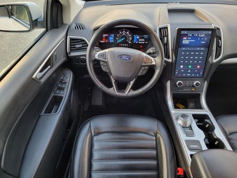 Certified 2024 Ford Edge SEL image 18