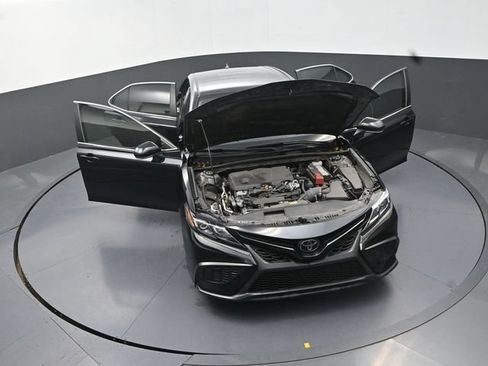 Used 2024 Toyota Camry SE FWD image 40