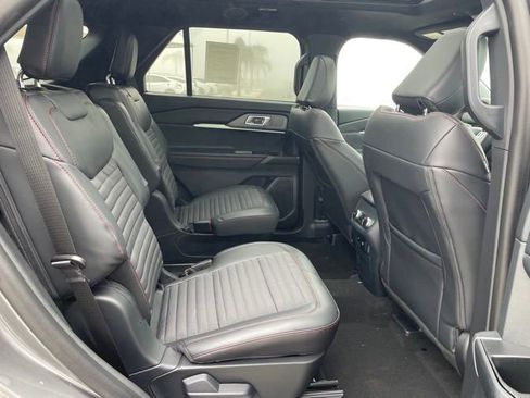 New 2026 Ford Explorer ST-Line w/ ST-Line Street Pack image 27
