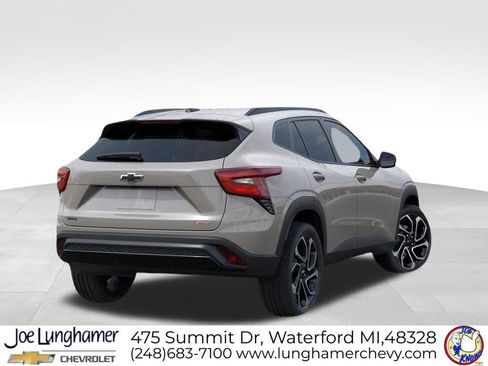 New 2026 Chevrolet Trax RS w/ Driver Confidence Package FWD image 4
