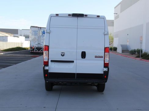 Used 2022 RAM ProMaster 2500 FWD image 6