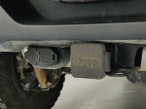 Used 2024 Jeep Wrangler Unlimited Rubicon 4xe w/ Technology Group image 15