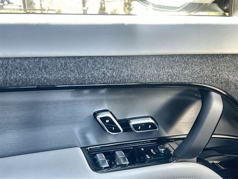 New 2026 Land Rover Range Rover Sport SE image 20