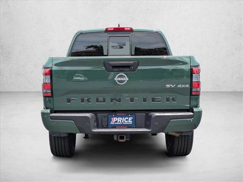 Used 2022 Nissan Frontier SV AWD/4WD image 7