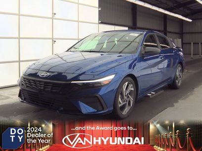 Used 2025 Hyundai Elantra Sport w/ Cargo Package