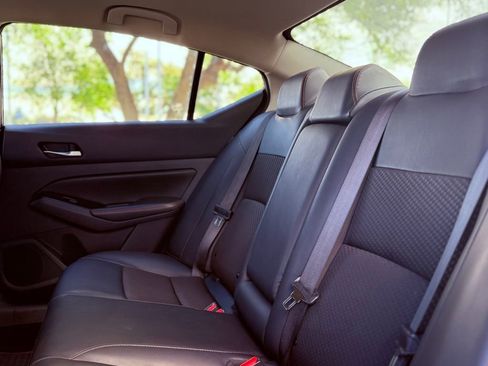 Used 2024 Nissan Altima 2.5 SR image 28